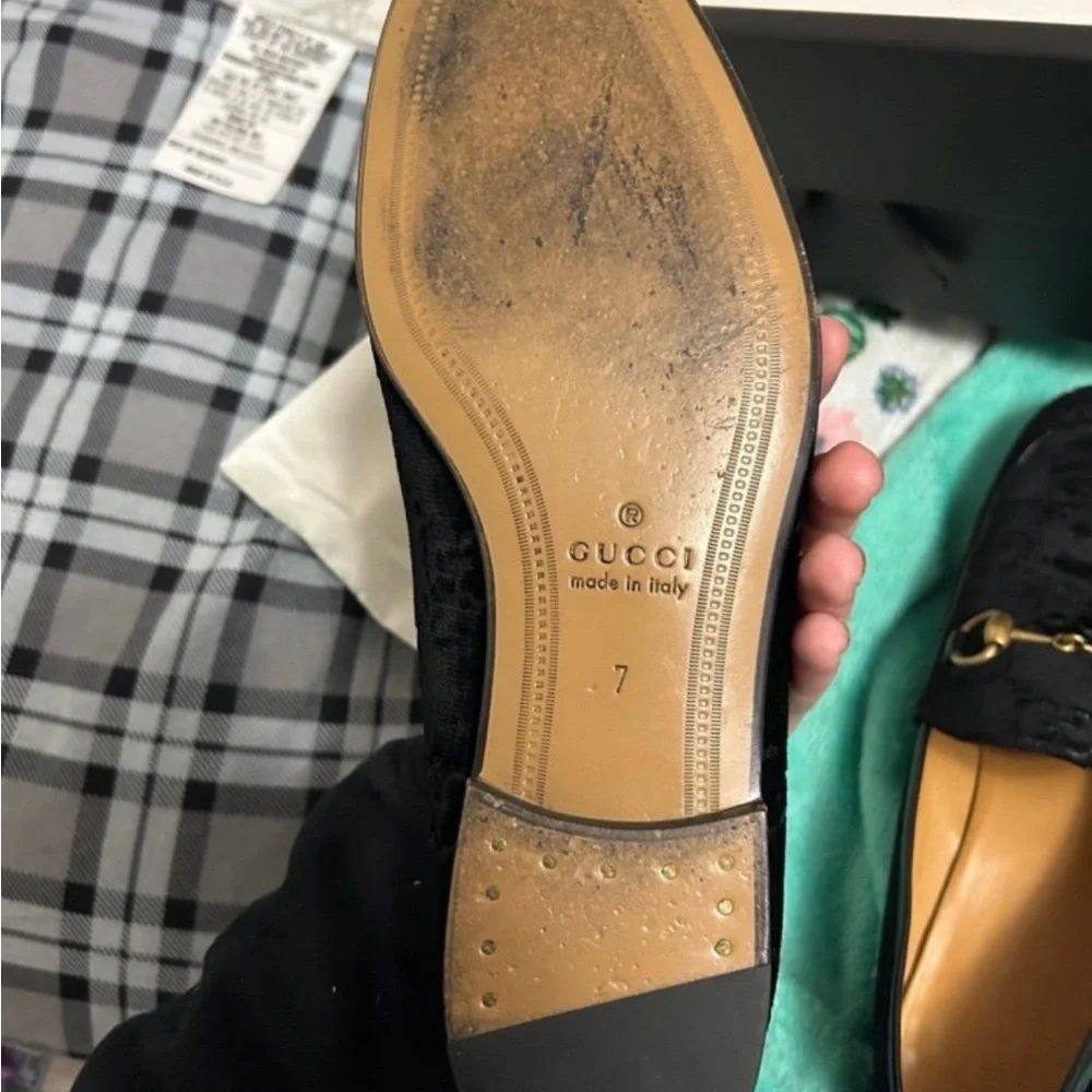 Gucci Black Loafers with Gold Accent - Picture 3 of 5